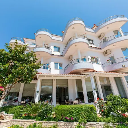 Mariksel Hotel 3*